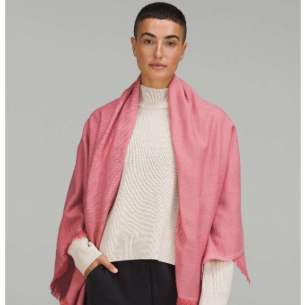 Brand New Luxe Lululemon Wool Blanket Scarf